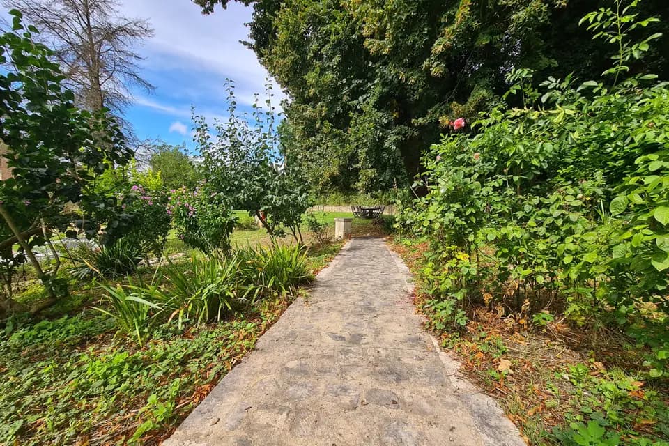 Hôtel des Arts — photo 8