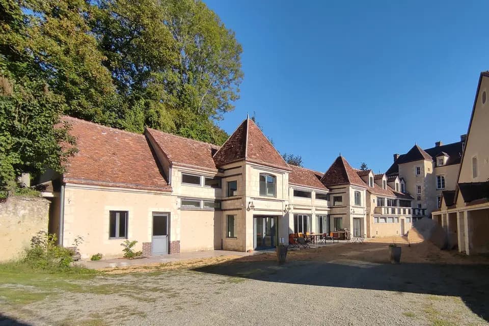 Hôtel des Arts — photo 2