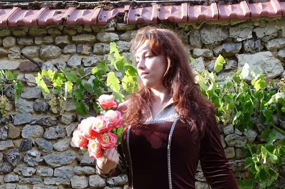 Ménestrel du XVe et Dame Violette — photo 5