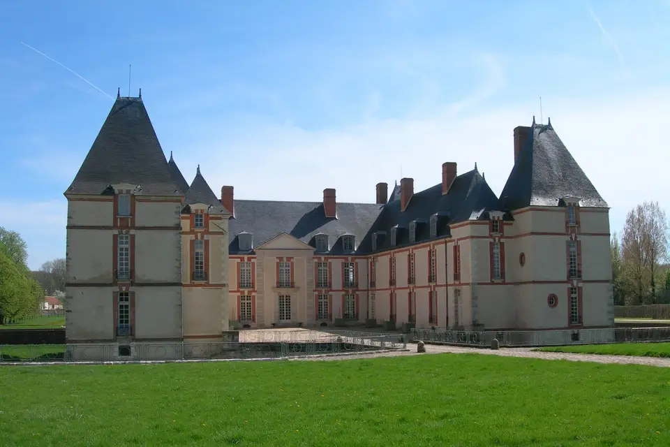 Château de Réveillon — photo 2