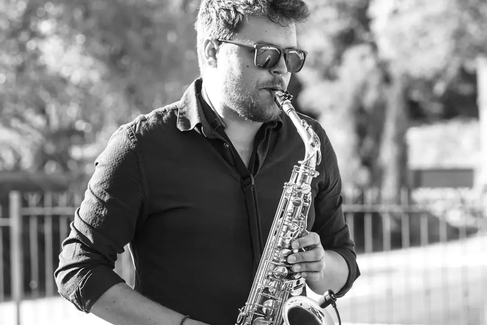 Adam Sax — photo 2