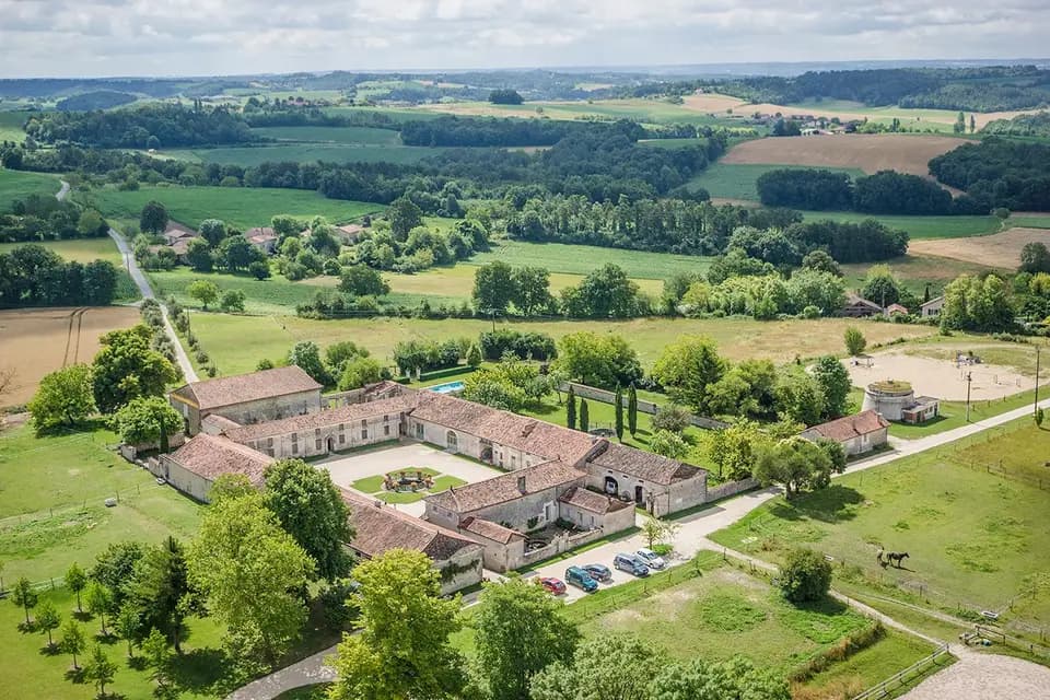 Les Grands Chais de la Meyfrenie