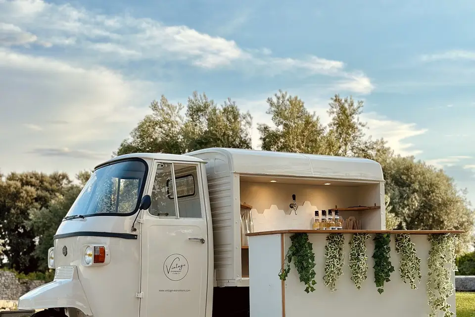 70’s Food Truck — photo 7